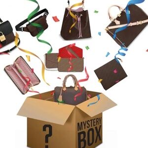 Mystery Purse Box